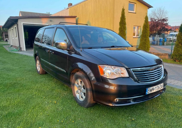 Chrysler Town &amp; Country cena 44200 przebieg: 203000, rok produkcji 2012 z Dzierzgoń małe 67